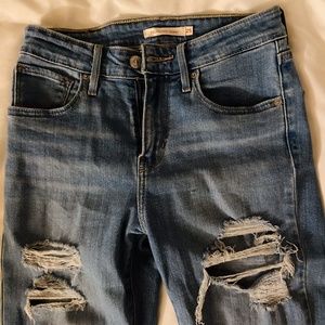721 LEVIS High Rise Skinny Destroyed